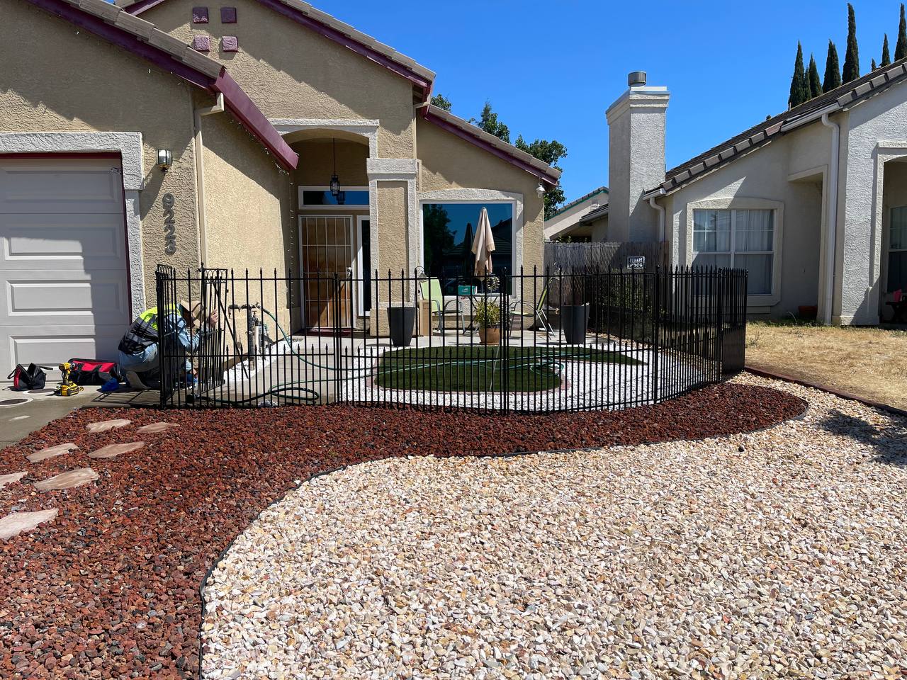 american gardens landscaping project fencting 14