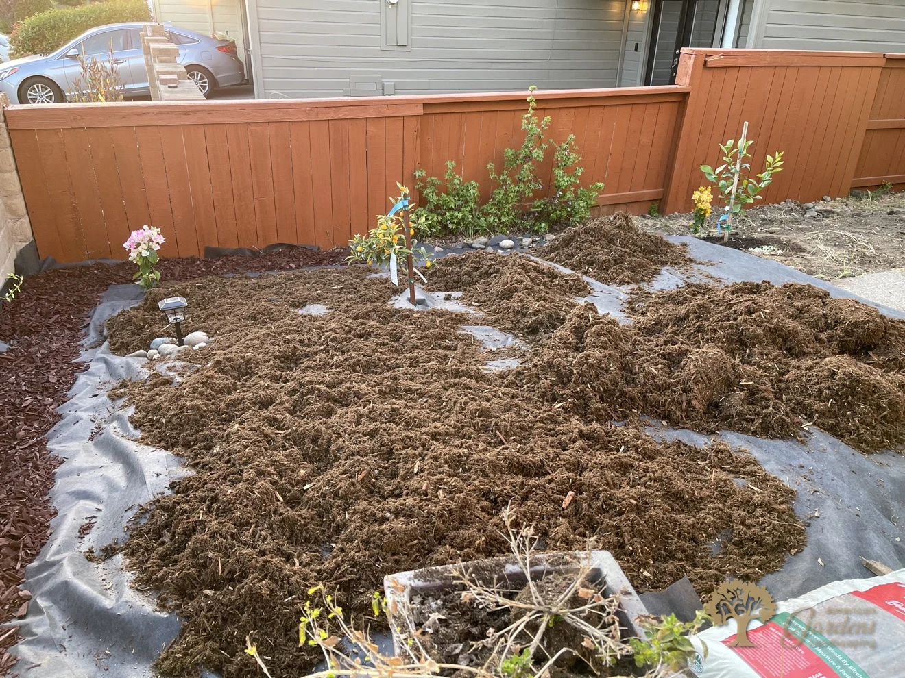 Citrus Heights Backyard Landscaping – Spreading Fresh Mulch – American Gardens Landscaping