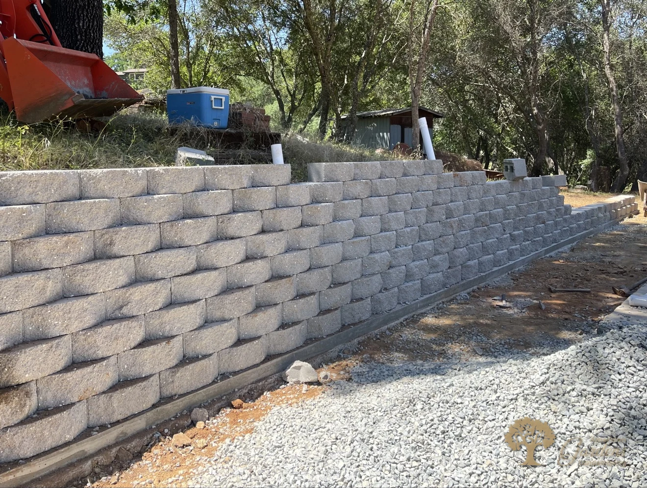 New block retaining wall with drainage gravel in El Dorado Hills