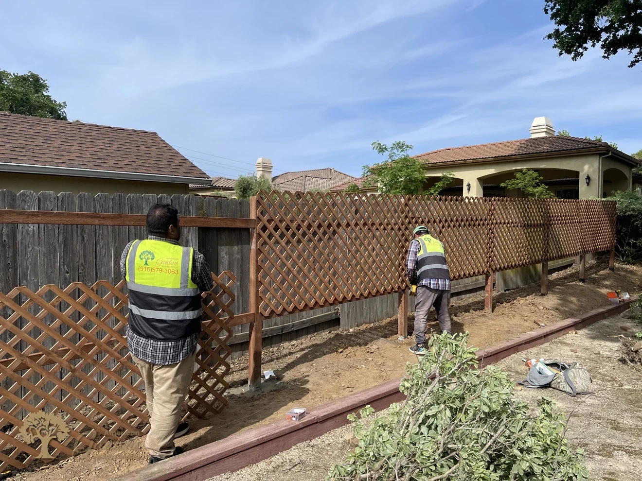Carmichael Redwood Trellis Fence – American Gardens Landscaping