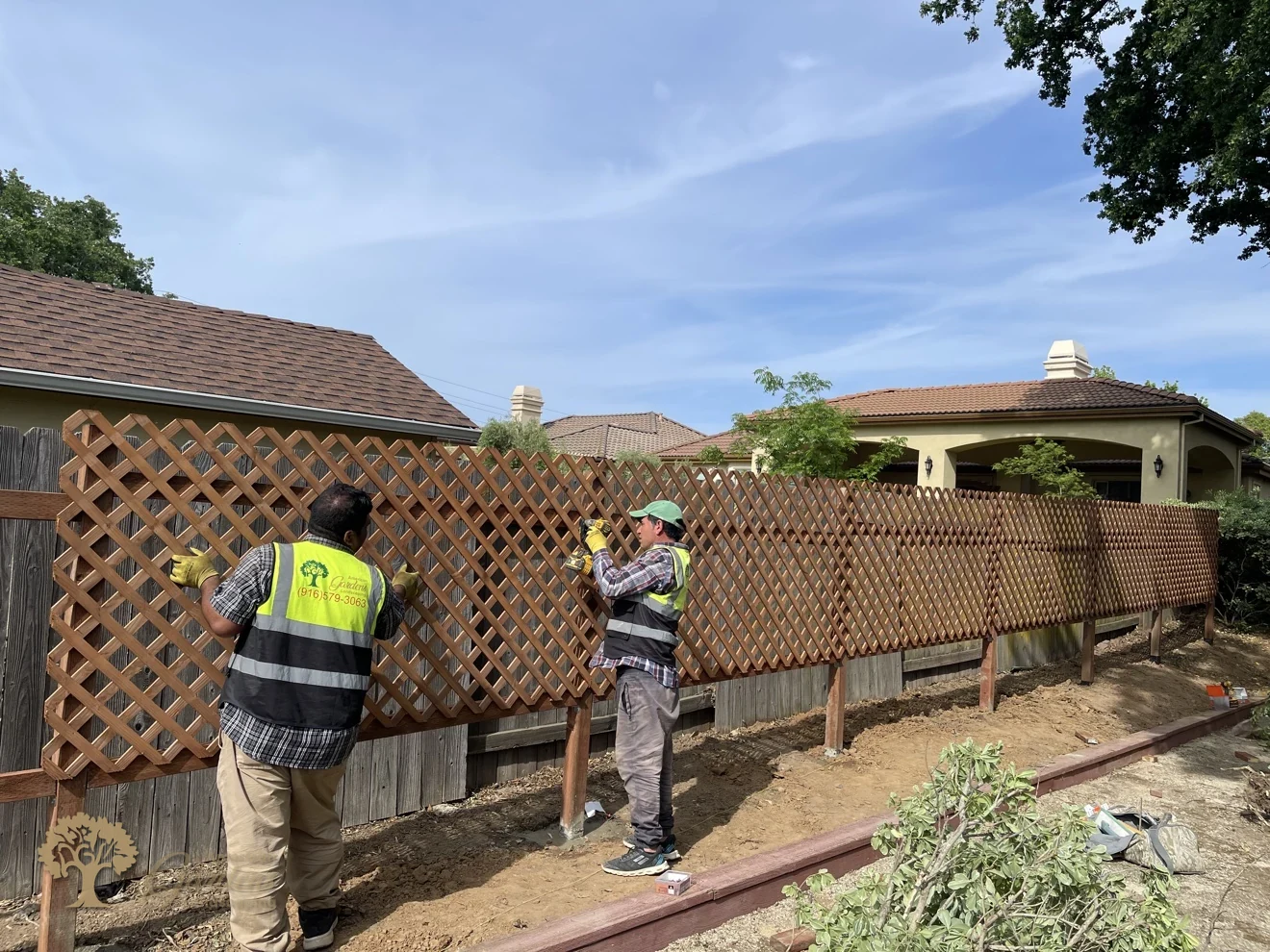 Carmichael Redwood Trellis Fence – American Gardens Landscaping