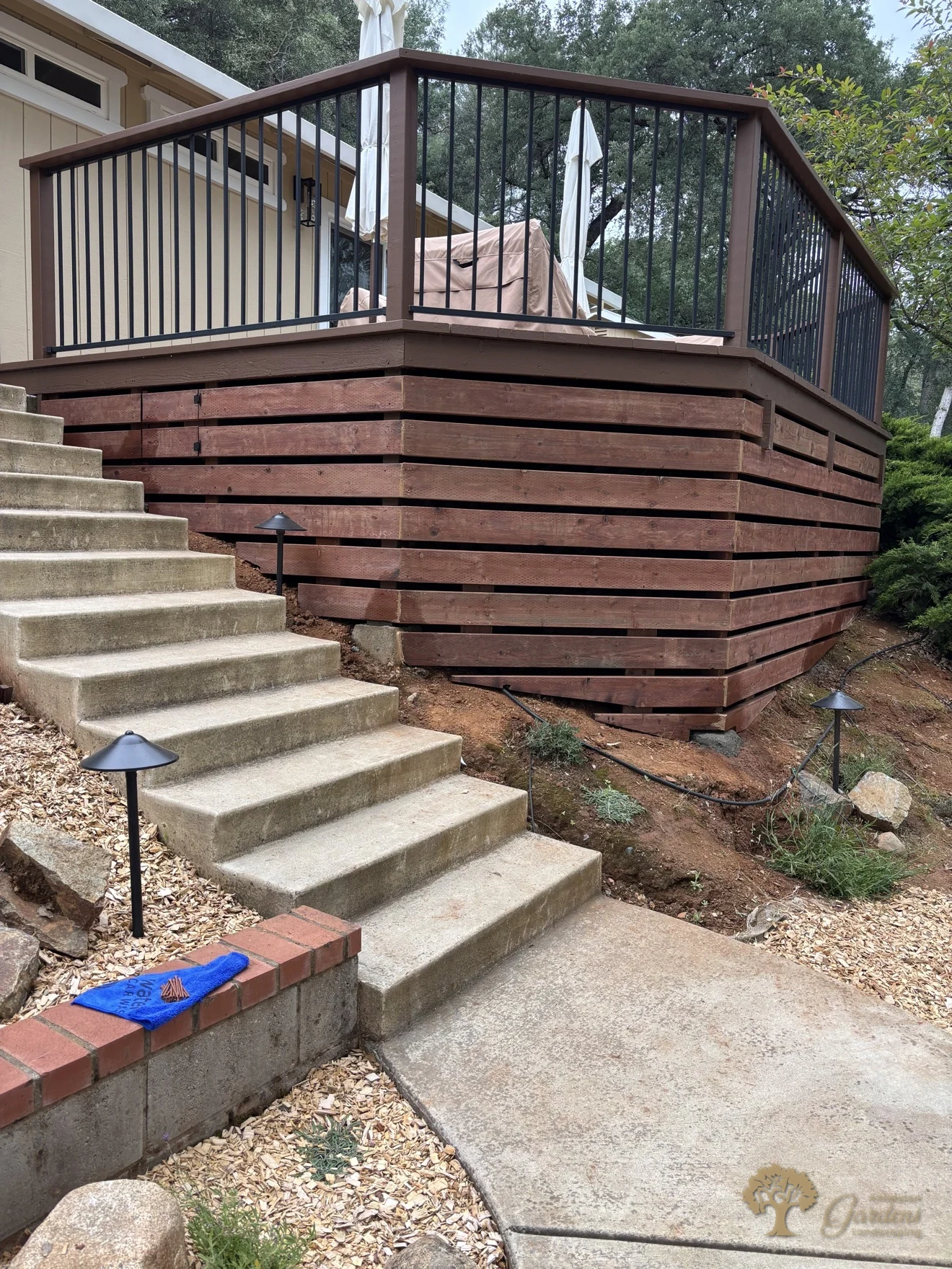 Shingle Springs Raised Deck Skirting – American Gardens Landscaping
