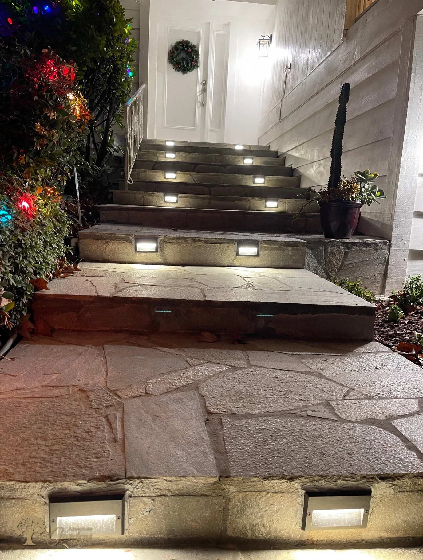Close-up of flagstone steps with recessed step lights in Fair Oaks – American Gardens Landscaping