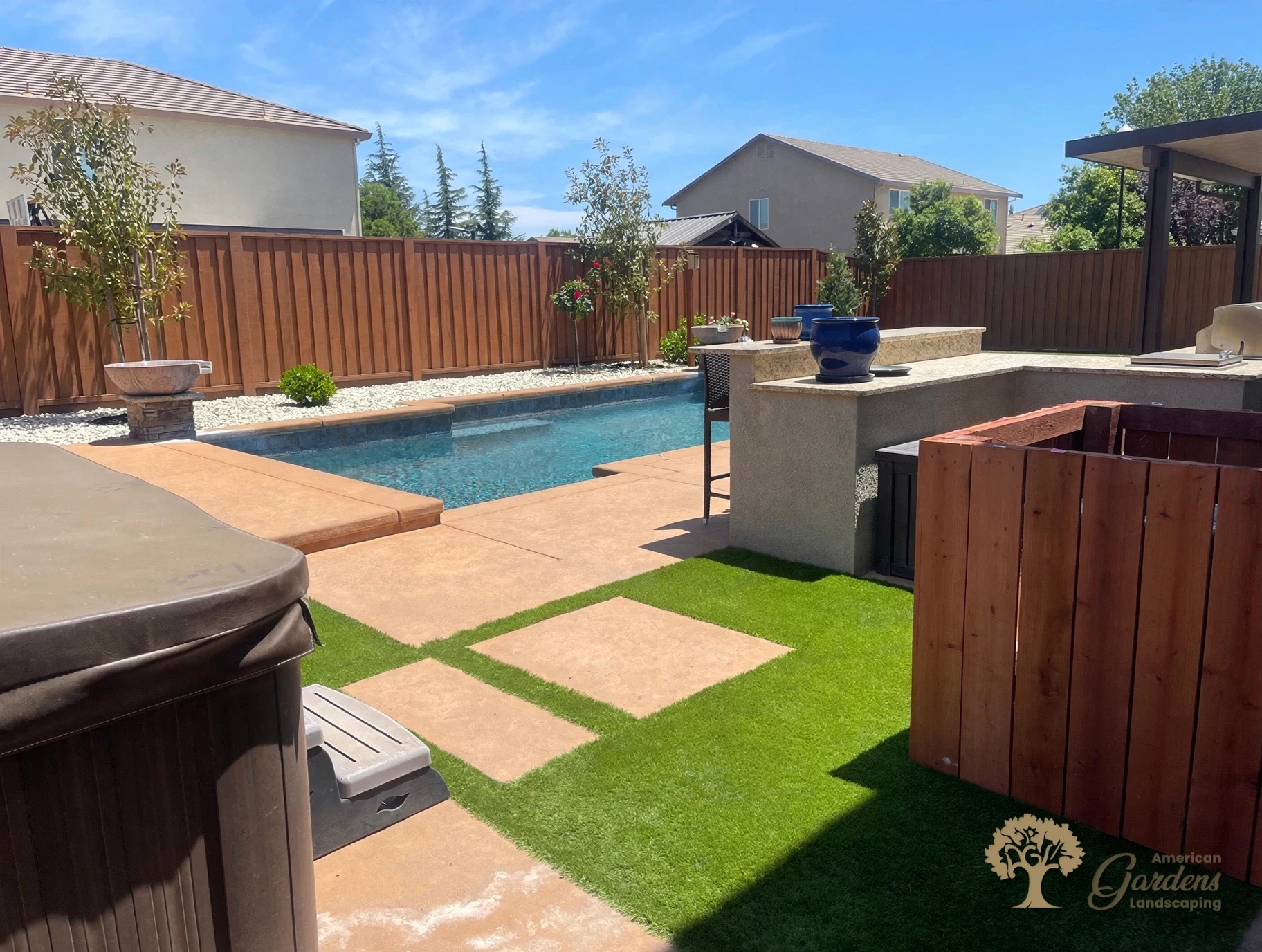 Roseville Patio & Outdoor Kitchen – American Gardens Landscaping